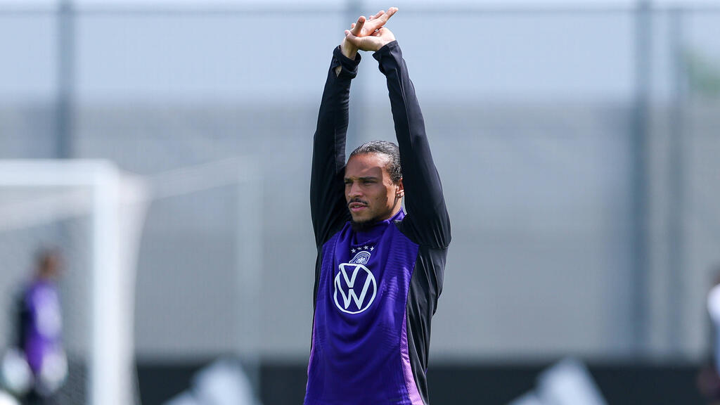 Noch-Bayer Leroy Sané befindet sich derzeit bei der Nationalmannschaft Noch-Bayer Leroy Sané befindet sich derzeit bei der Nationalmannschaft