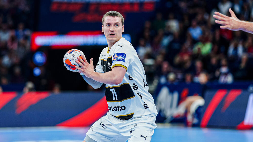 THW-Kiel-verteilt-deutlichen-Transfer-Korb