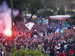 Fans des FC Sevilla vor dem Stadtderby in der Europa League