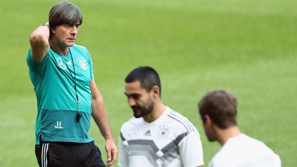Joachim Löw ist froh über den Sieg gegen Peru Joachim Löw ist froh über den Sieg gegen Peru