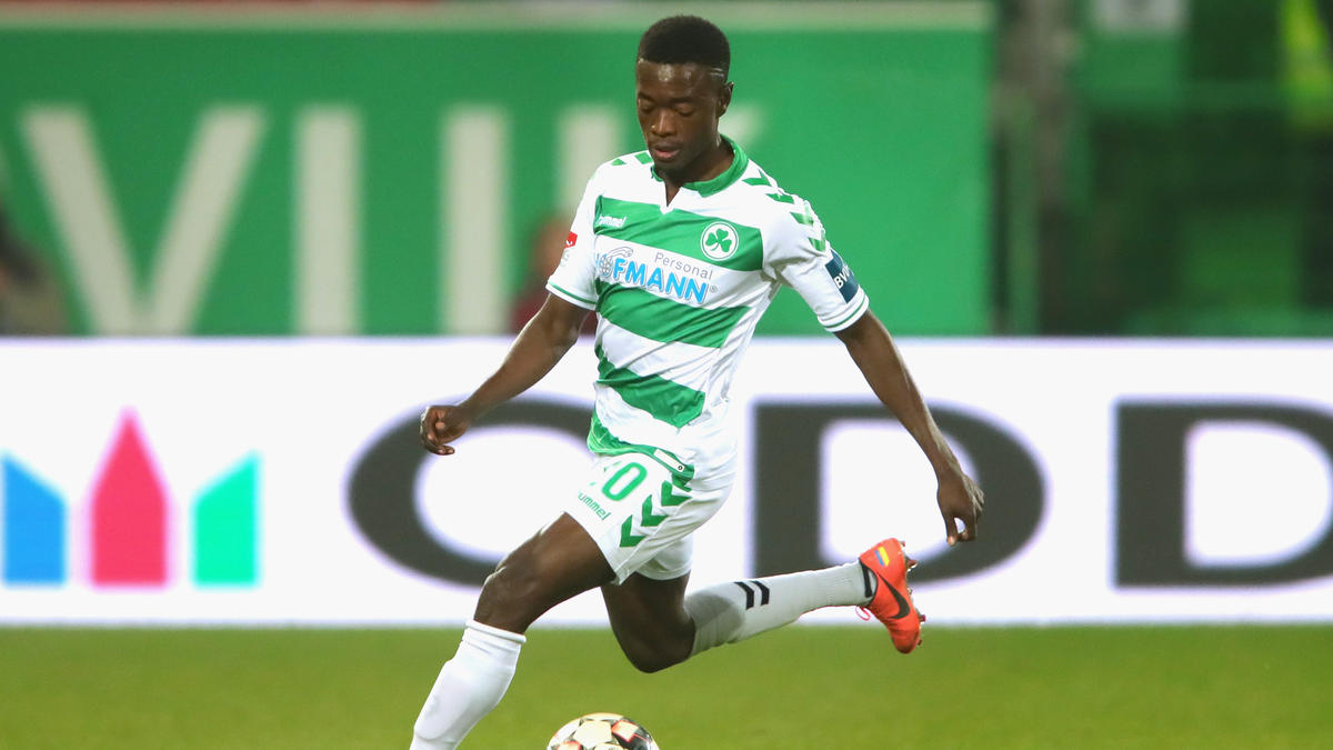 David Atanga war letzte Saison an Greuther Fürth ausgeliehen David Atanga war letzte Saison an Greuther Fürth ausgeliehen