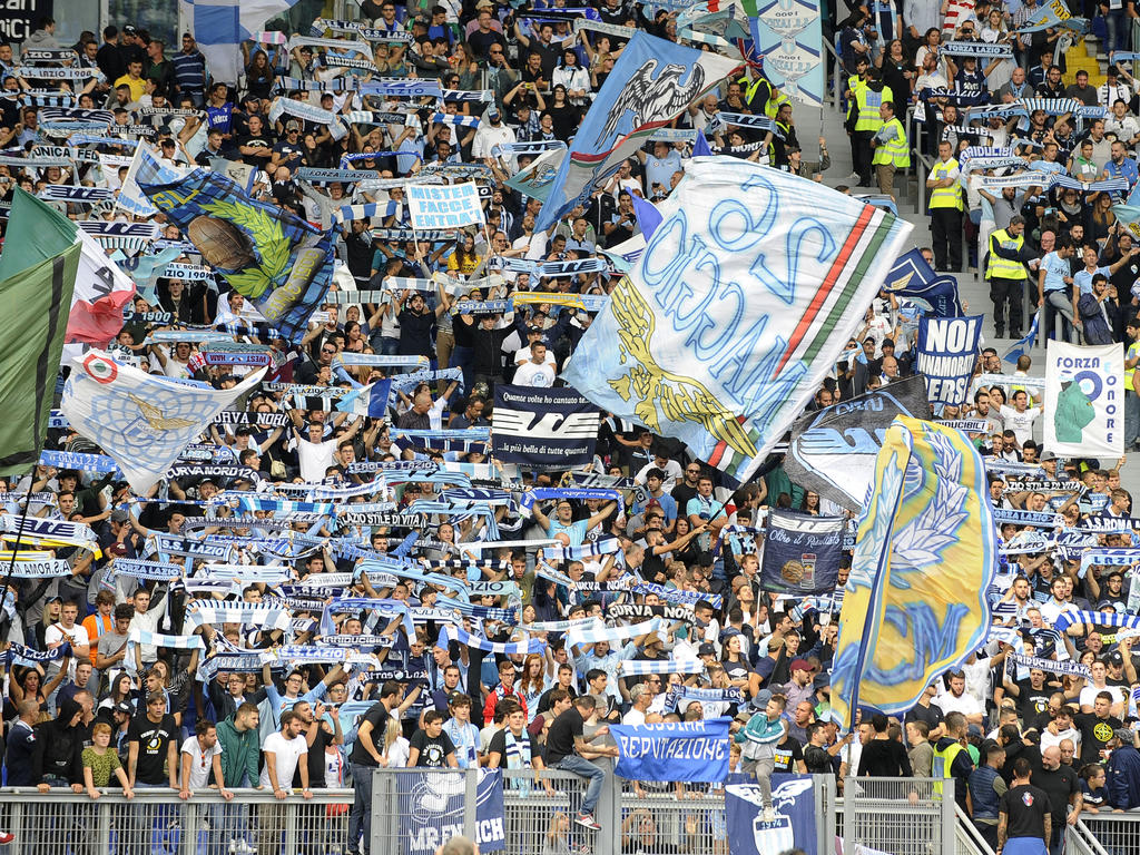 La tribuna cerrada es ocupada habitualmente por los ultras del Lazio. (Foto: Getty)