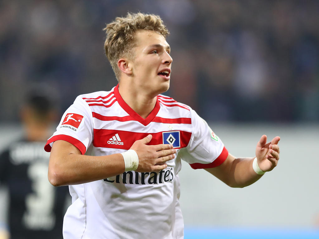 Bleibt Jann-Fiete Arp dem HSV auch im Abstiegsfall treu? Bleibt Jann-Fiete Arp dem HSV auch im Abstiegsfall treu?