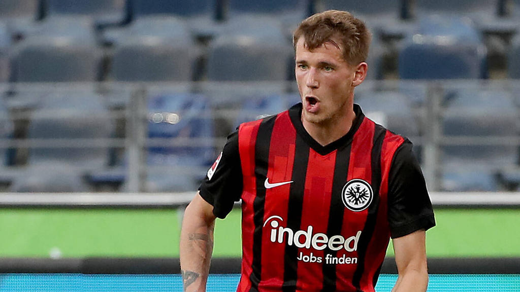 Erik Durm steht bei Eintracht Frankfurt unter Vertrag