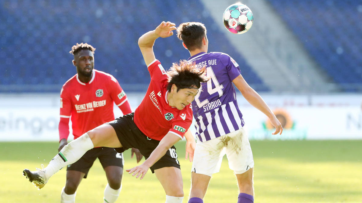 Hannover 96 kam gegen Erzgebirge Aue nicht über ein 0:0 hinaus Hannover 96 kam gegen Erzgebirge Aue nicht über ein 0:0 hinaus