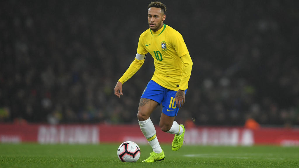 Brasiliens Kapitän Neymar musste verletzt ausgewechselt werden