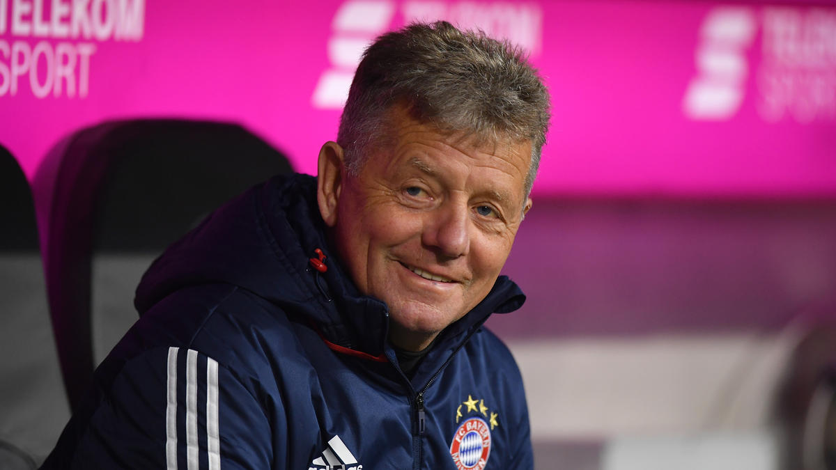 Peter Hermann gewann mit dem FC Bayern je drei Mal die Meisterschaft und den DFB-Pokal sowie einmal die Champions League Peter Hermann gewann mit dem FC Bayern je drei Mal die Meisterschaft und den DFB-Pokal sowie einmal die Champions League