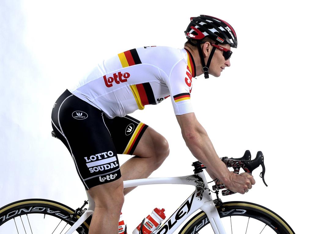 André Greipel kann sich nicht gegen Mark Cavendish durchsetzen André Greipel kann sich nicht gegen Mark Cavendish durchsetzen