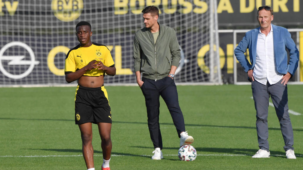 Youssoufa Moukoko (l.) ist einer der Hoffnungsträger des BVB Youssoufa Moukoko (l.) ist einer der Hoffnungsträger des BVB