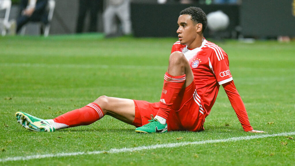 Der FC Bayern muss lange auf Jamal Musiala verzichten Der FC Bayern muss lange auf Jamal Musiala verzichten
