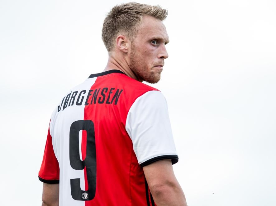 Nicolai Jørgensen debuteert namens Feyenoord tijdens het oefenduel RKSV Driel - Feyenoord (02-07-2016).