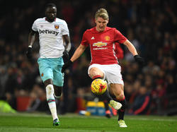 Kickt Bastian Schweinsteiger bald wieder in der Bundesliga?