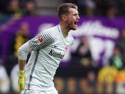 Wie lange spielt Lukáš Hrádecký noch in Frankfurt?
