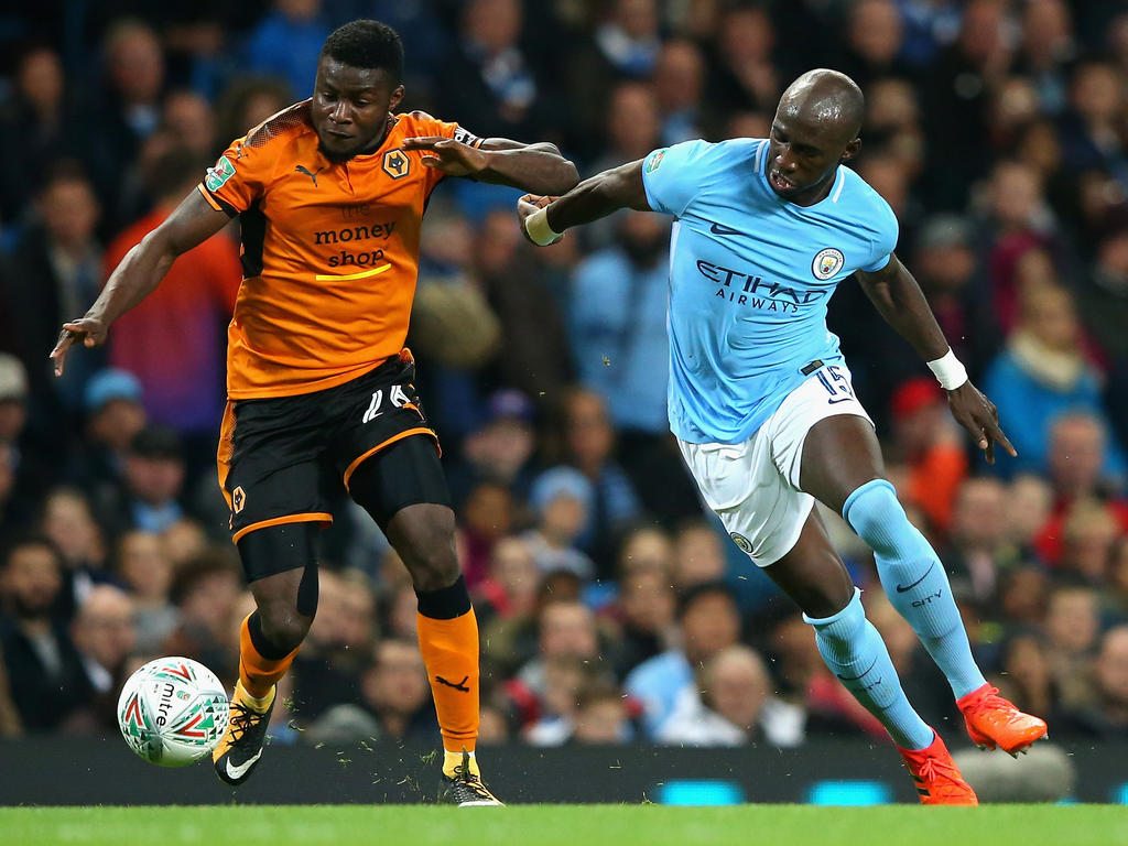 Mangala no termina de convencer a Pep Guardiola. (Foto: Getty)