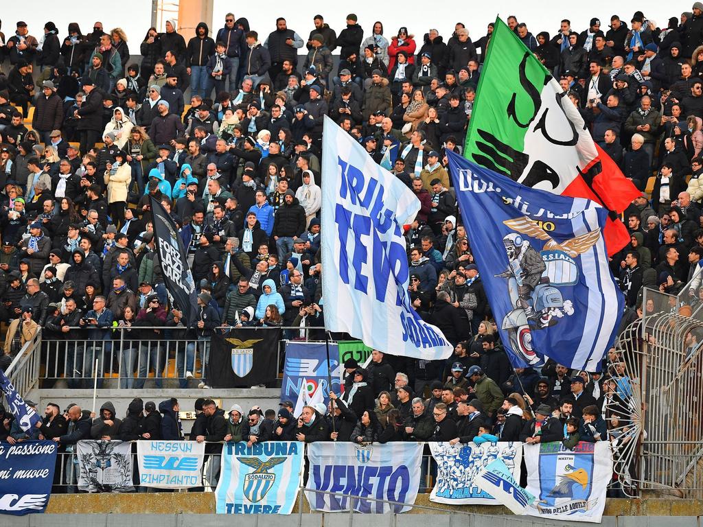 Nazi-Fans-von-Lazio-sorgen-f-r-Skandal