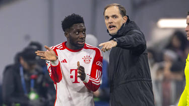 Verlässt Alphonso Davies (l.) den FC Bayern?