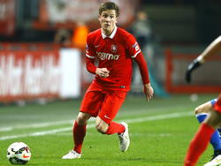 FC Twente speler Hidde ter Avest heeft opnieuw een basisplaats gekregen in de wedstrijd tegen PEC Zwolle. (14-03-2015)