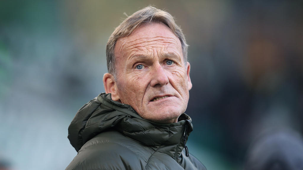BVB-Geschäftsführer Hans-Joachim Watzke blickt auf das Revierderby gegen Schalke 04 BVB-Geschäftsführer Hans-Joachim Watzke blickt auf das Revierderby gegen Schalke 04