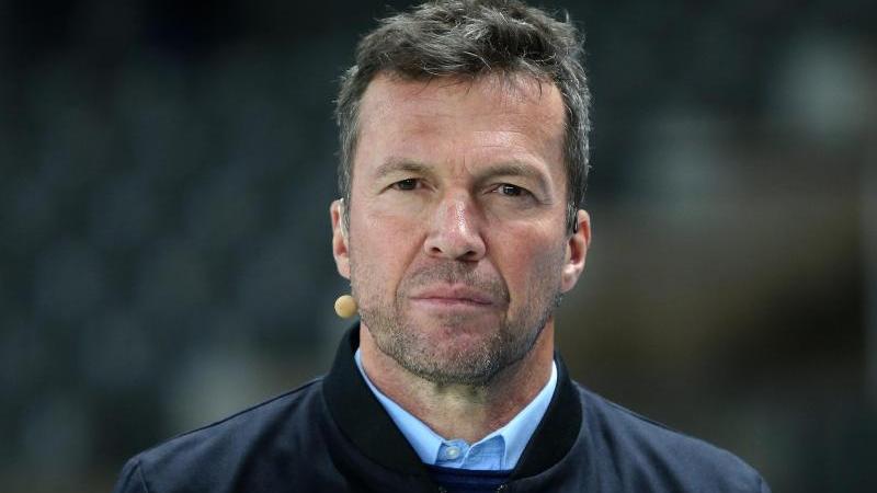 Lothar Matthäus sieht Oliver Kahn als gute Lösung für den FC Bayern Lothar Matthäus sieht Oliver Kahn als gute Lösung für den FC Bayern
