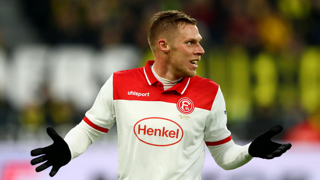 Steht im Auswärtsspiel beim FC Augsburg vor einer Rückkehr: Rouwen Hennings