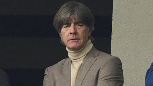 Joachim Löw sieht bei einigen Bundesliga-Klubs eine "besorgniserregende" Entwicklung