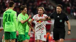 Wolfsburgs Trainer Ralph Hasenhüttl regt eine Änderung der Handspiel-Regel an