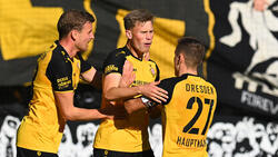 Dynamo Dresden will Jonas Sterner (m.) unbedingt behalten