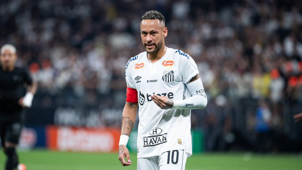 Brasilien-Star Neymar wird immer wieder mit dem FC Bayern in Verbindung gebracht