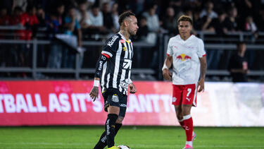 Neymar kennt sich im deutschen Fußball offenbar nicht mehr aus