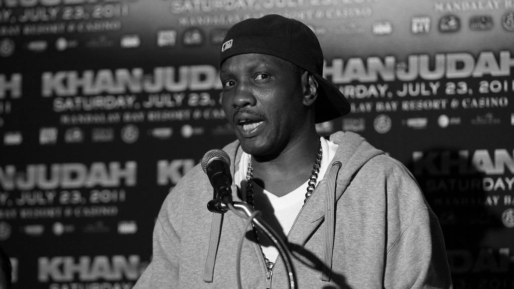 Pernell Whitaker ist bei einem Verkehrsunfall gestorben Pernell Whitaker ist bei einem Verkehrsunfall gestorben
