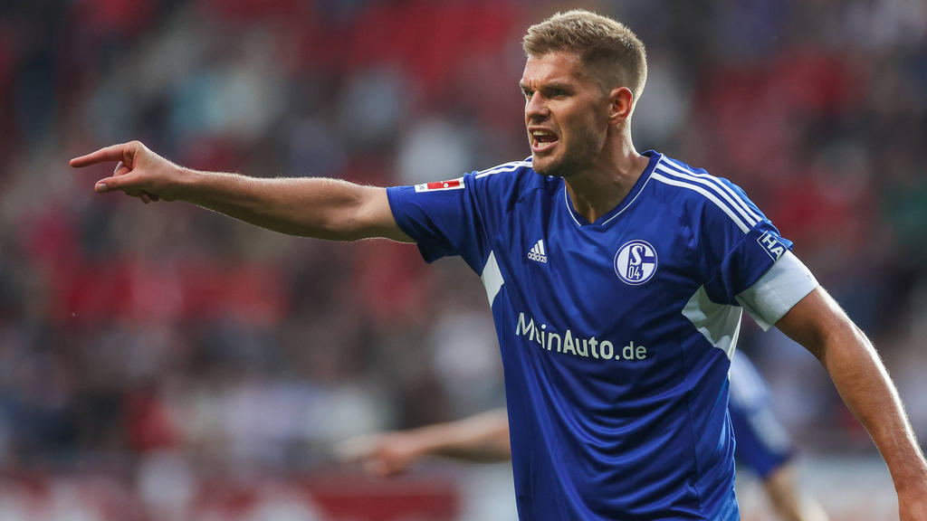 Terodde steht vor seinem Bundesliga-Debüt für den FC Schalke