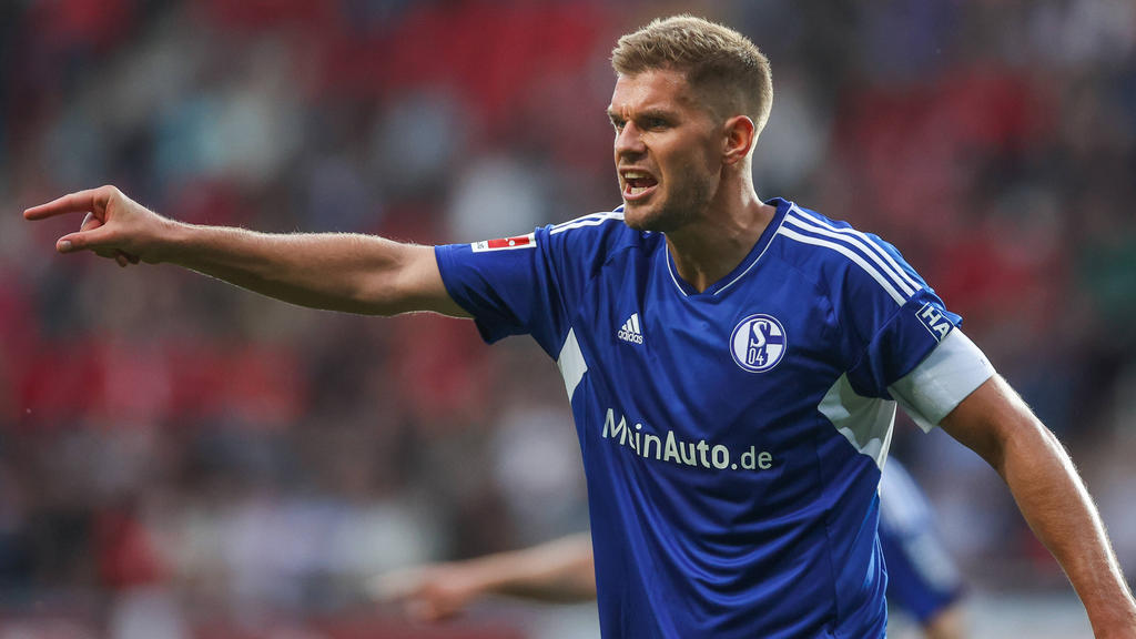 Schalke's best player in the promotion year: Simon Terodde