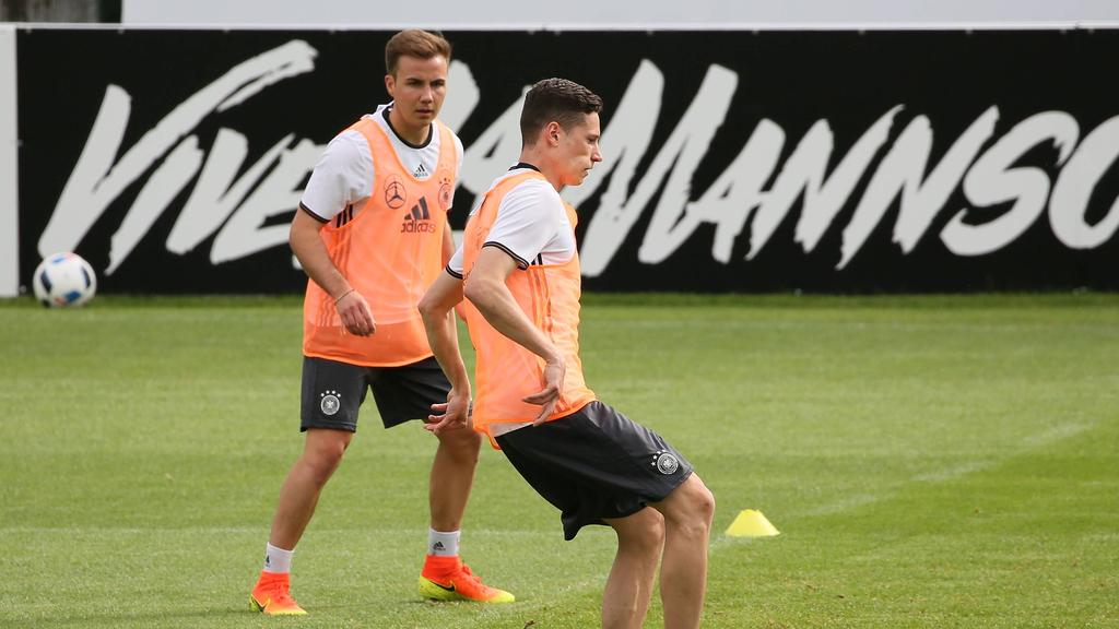Spielten beide zusammen für die DFB-Auswahl: Mario Götze und Julian Draxler Spielten beide zusammen für die DFB-Auswahl: Mario Götze und Julian Draxler