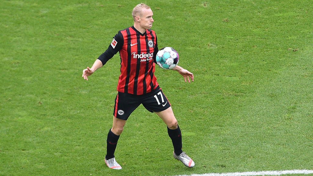 Sebastian Rode (up to 67 °) - Grade: 3.0