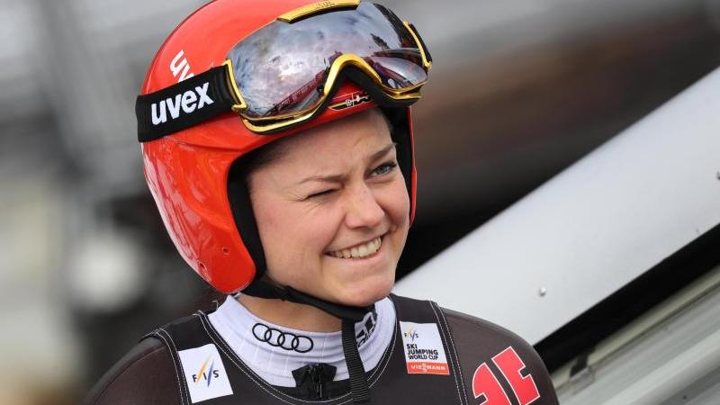 Gibt ihr Weltcup-Comeback: Skispringerin Carina Vogt Gibt ihr Weltcup-Comeback: Skispringerin Carina Vogt