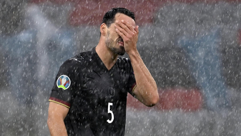 Mats Hummels stand im Regen von München 90 Minuten gegen Ungarn auf dem Rasen