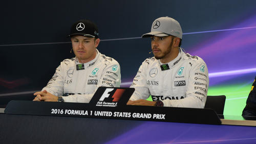 Rosberg (li.) und Hamilton (re.) fuhren in der Formel 1 Seite an Seite für Mercedes