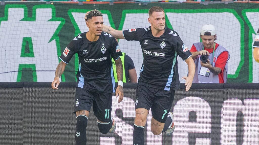 Justin Njinmah (l.) sucht bei Werder Bremen derzeit seine Topform Justin Njinmah (l.) sucht bei Werder Bremen derzeit seine Topform