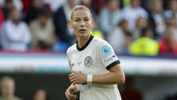 Sara Linder beim Lauftraining mit Bandage