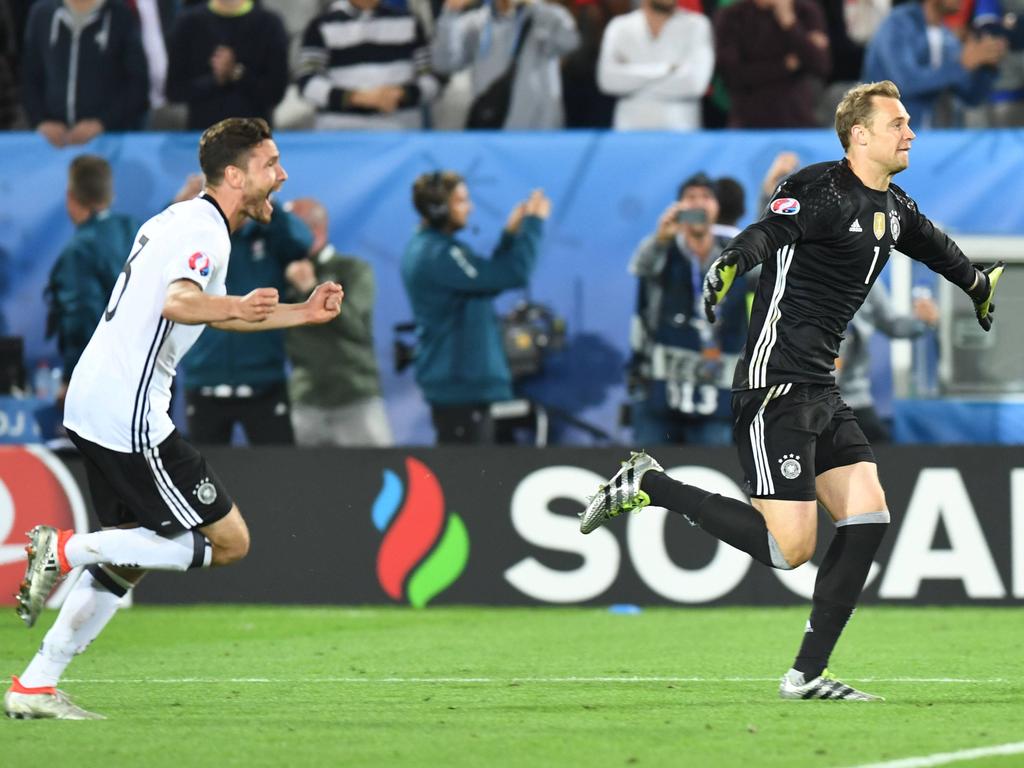 Jonas Hector und Manuel Neuer führen Deutschland im Elfmeterschießen ins Halbfinale
