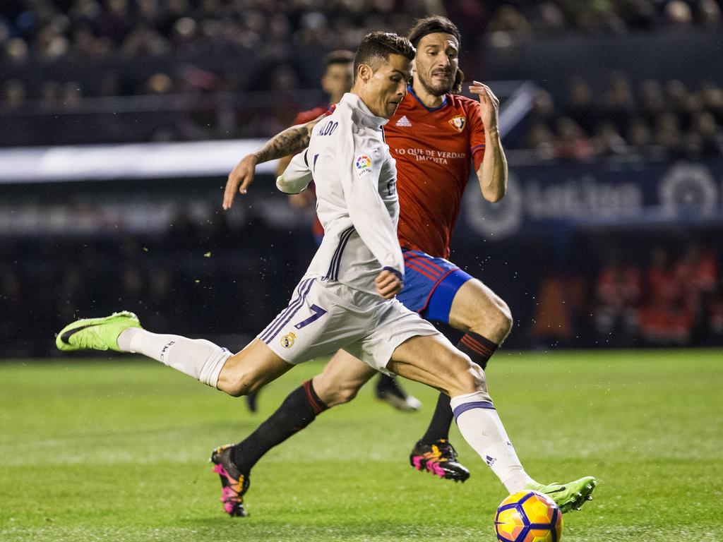 Cristiano Ronaldo (vorn) erzielte den ersten Treffer für Real gegen Osasuna