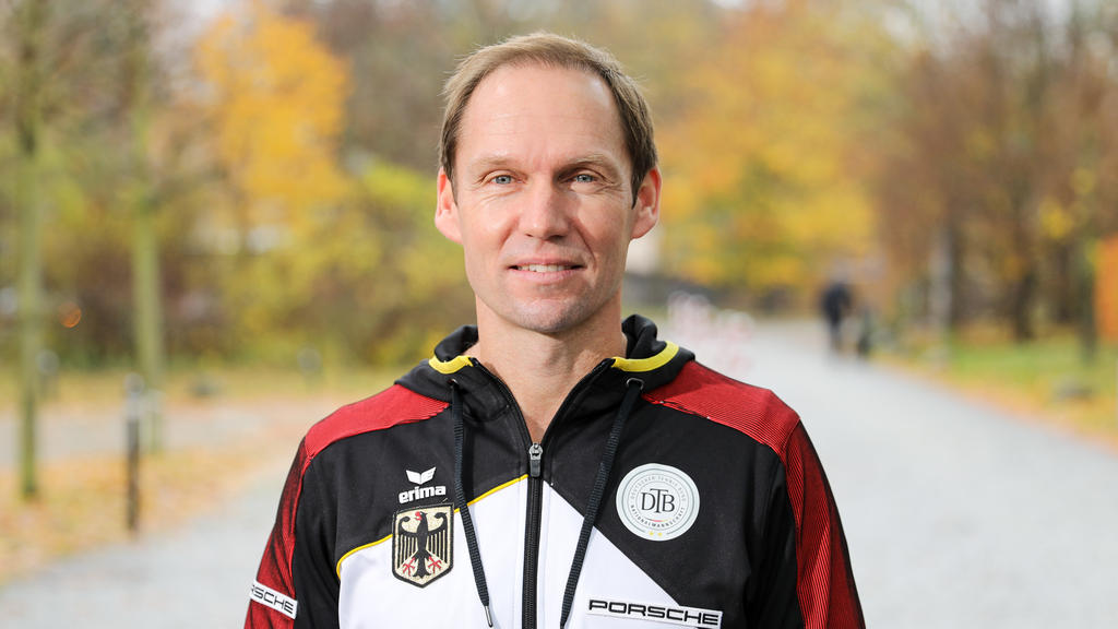 Rainer Schüttler gibt am Wochenende sein Debüt als Fed-Cup-Kapitän Rainer Schüttler gibt am Wochenende sein Debüt als Fed-Cup-Kapitän