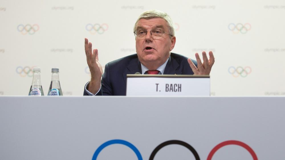 IOC-Präsident Thomas Bach klärt über die Kosten auf IOC-Präsident Thomas Bach klärt über die Kosten auf