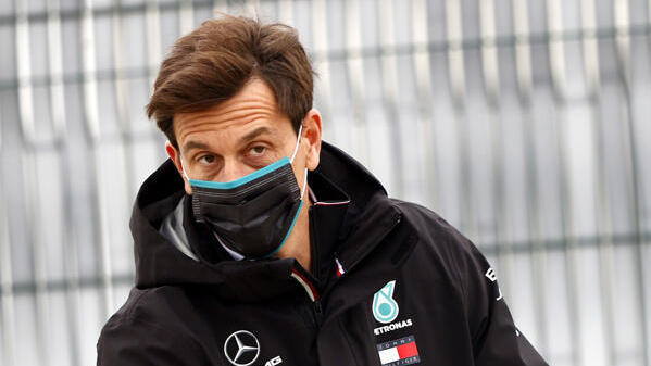 Toto Wolff ist sicher, dass Lawrence Stroll auch jetzt nichts zu befürchten hat Toto Wolff ist sicher, dass Lawrence Stroll auch jetzt nichts zu befürchten hat
