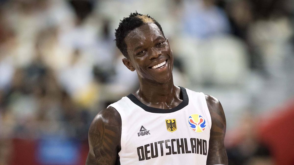 Dennis Schröder spielt seit 2013 in der NBA Dennis Schröder spielt seit 2013 in der NBA