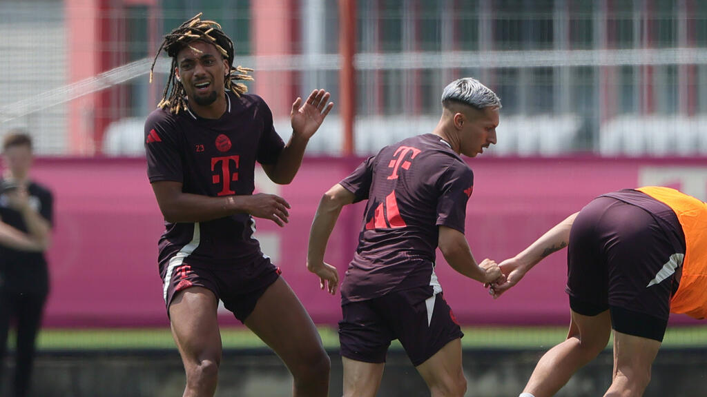 Bryan Zaragoza (r.) hat wohl keine Zukunft beim FC Bayern Bryan Zaragoza (r.) hat wohl keine Zukunft beim FC Bayern