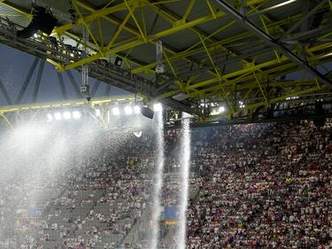 Der Kletterer hatte sich in der Dachkonstruktion des Stadions aufgehalten. Das Spiel war wegen eines Gewitters unterbrochen worden. (Archivfoto)