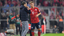 Bayern-Coach Niko Kovac im Gespräch mit Joshua Kimmich