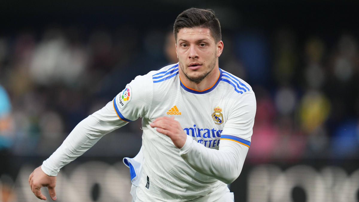 Luka Jovic wird beim BVB gehandelt