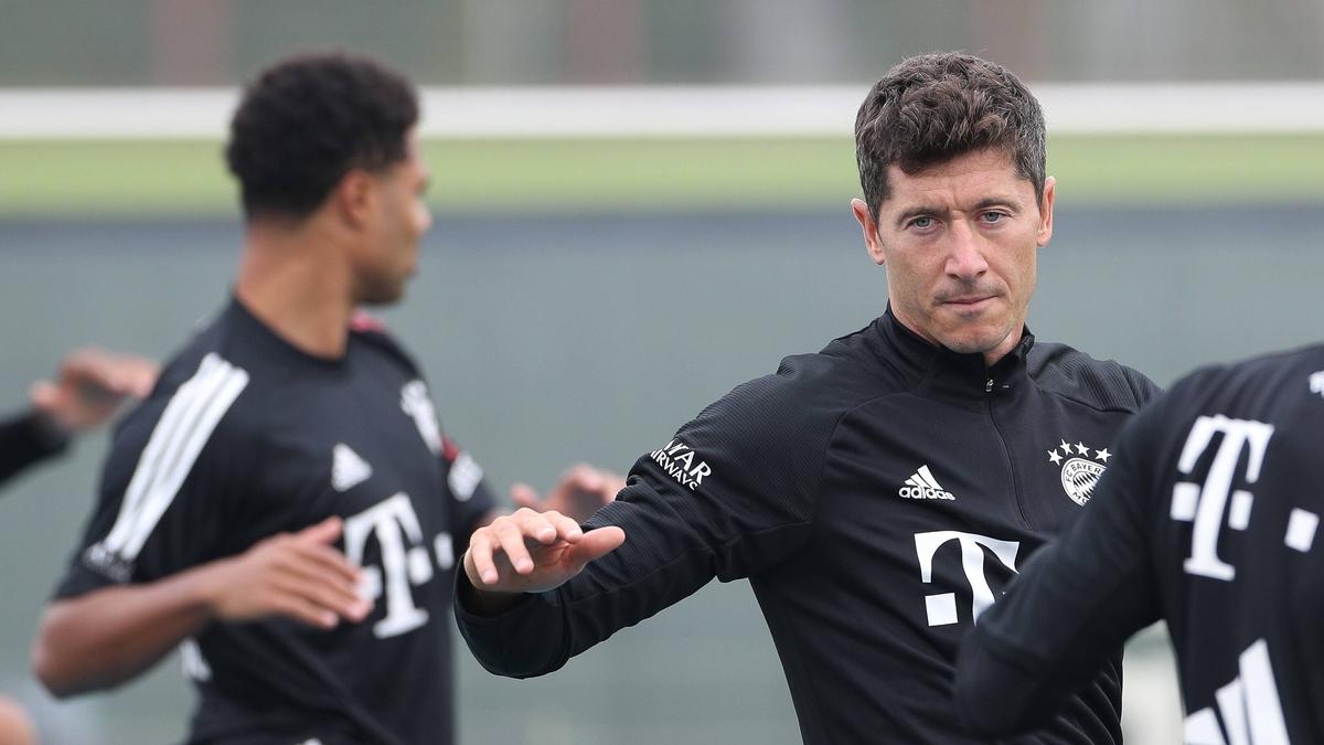 Lewandowski und Co. haben sich nicht im Stadion umgezogen Lewandowski und Co. haben sich nicht im Stadion umgezogen
